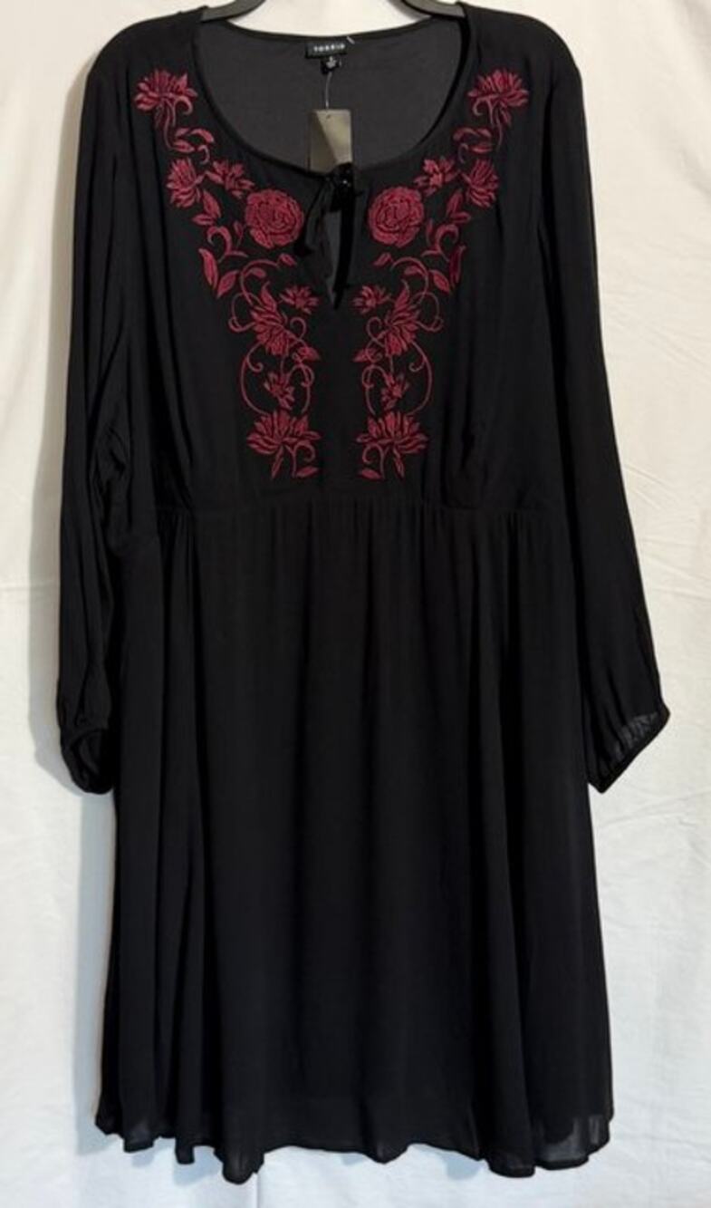 Torrid Woman New with Tags 3X Black BOHO Dress Embroidered Flowy Date Night
